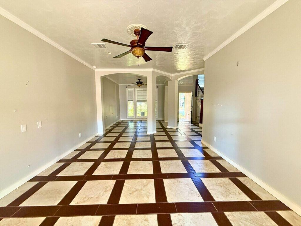 Photo of 11131 30th Avenue N, Texas City, TX 77591 (MLS # 22392011)