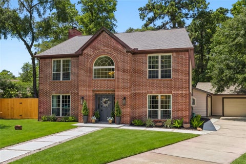 Photo of 129 N Rainbow Ridge Circle, The Woodlands, TX 77381 (MLS # 96930364)