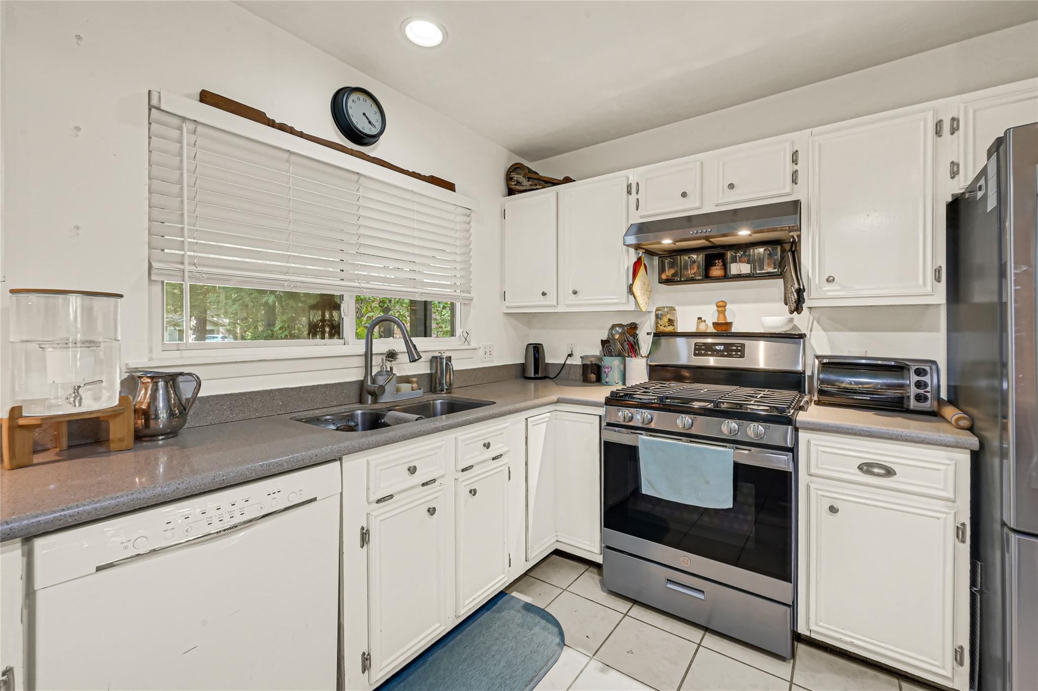 40 Night Hawk Place