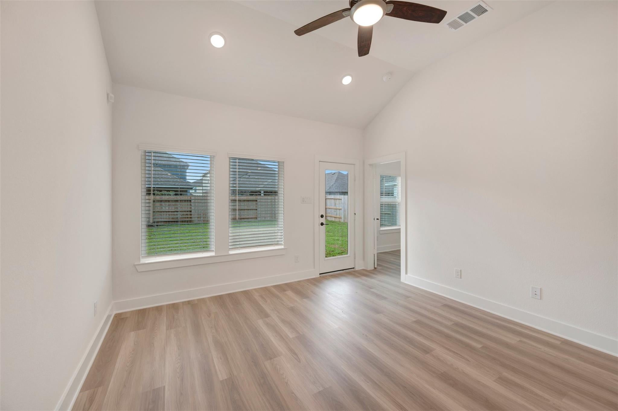 8238 Blue Shell Lane