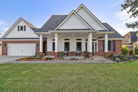 Photo of 9407 St Croix Way, Mont Belvieu, TX 77523 (MLS # 84849885)