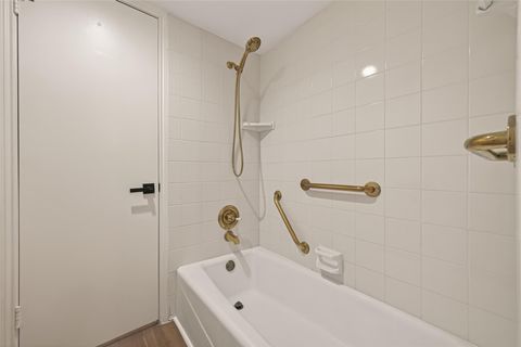 Tiny photo for 6547 Bayou Glen Road, Houston, TX 77057 (MLS # 7134215)