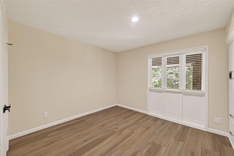 Tiny photo for 6547 Bayou Glen Road, Houston, TX 77057 (MLS # 7134215)