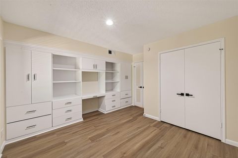 Tiny photo for 6547 Bayou Glen Road, Houston, TX 77057 (MLS # 7134215)