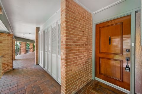 Tiny photo for 6547 Bayou Glen Road, Houston, TX 77057 (MLS # 7134215)