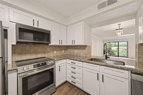 Tiny photo for 6547 Bayou Glen Road, Houston, TX 77057 (MLS # 7134215)