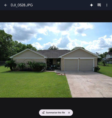 Photo of 610 Avenue C, Alvin, TX 77511 (MLS # 59729572)