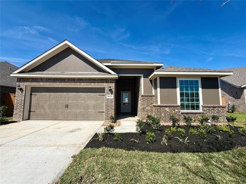 Photo of 14306 Sun Coral Drive, Texas City, TX 77568 (MLS # 46898088)