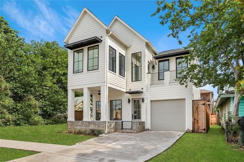 Photo of 1112 Dart Street, Houston, TX 77007 (MLS # 15551892)