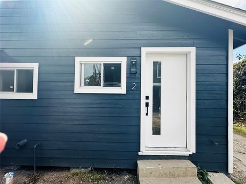 Photo of 4018 Gano St St #2, Houston, TX 77009 (MLS # 82422105)