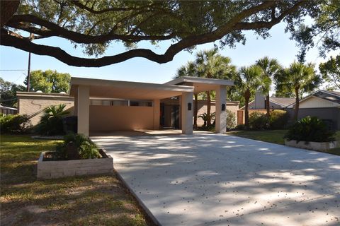 Photo of 10211 Willowgrove Drive, Houston, TX 77035 (MLS # 74947378)