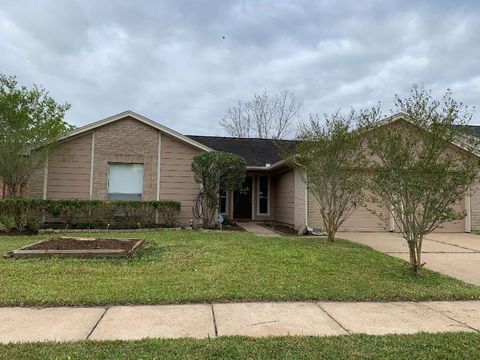 Photo of 6814 Grant Drive, Richmond, TX 77469 (MLS # 19795109)