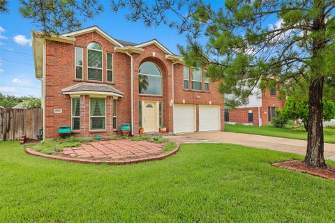 Photo of 3227 Leila Oaks Drive, Houston, TX 77082 (MLS # 72728414)
