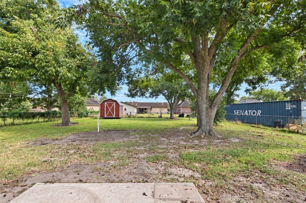Photo of 102 S Noble Road, Texas City, TX 77591 (MLS # 90474364)