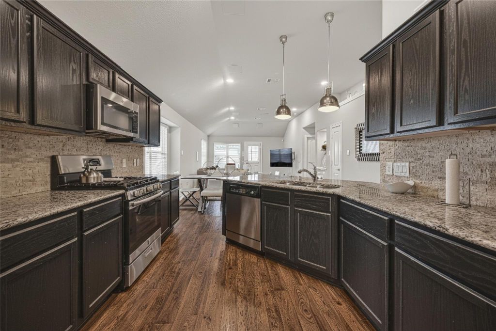 Photo of 15127 Winter Dawn Way Way, Humble, TX 77396 (MLS # 87675002)