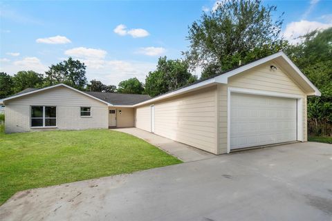 Photo of 12006 Unison Road, Houston, TX 77044 (MLS # 22809939)