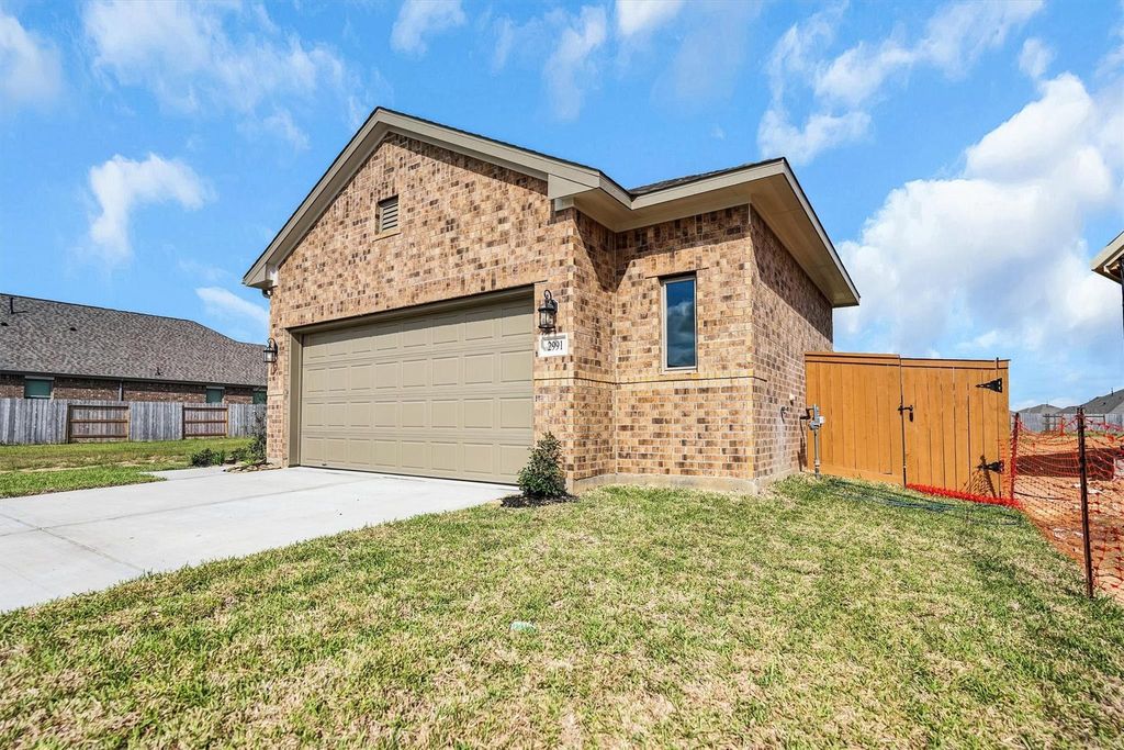 Photo of 2991 Tantara Dr, Katy, TX 77493 (MLS # 44404488)