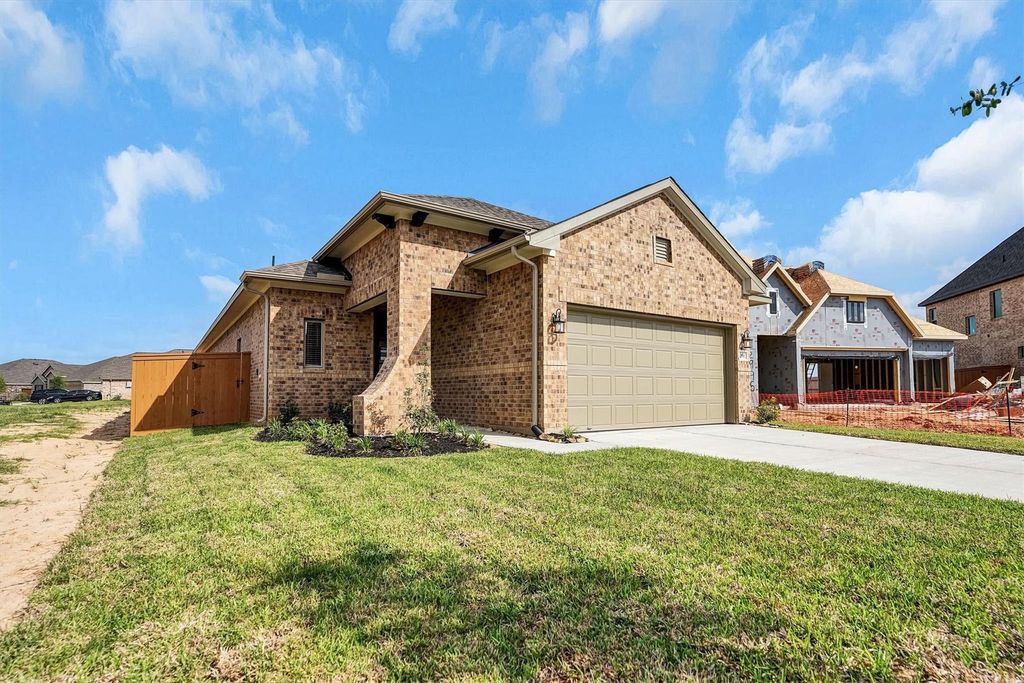 Photo of 2991 Tantara Dr, Katy, TX 77493 (MLS # 44404488)