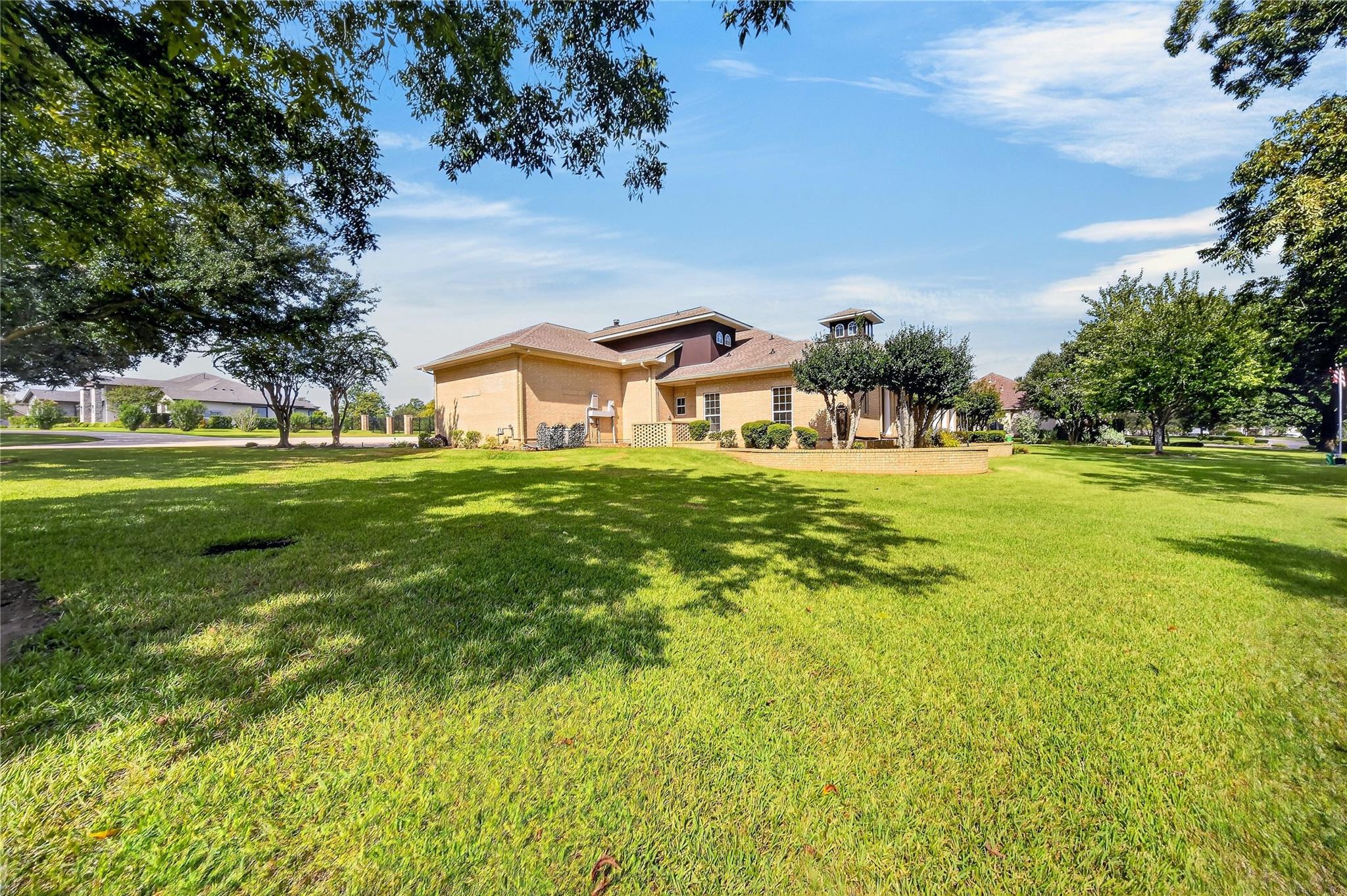 118 Waterfront Drive