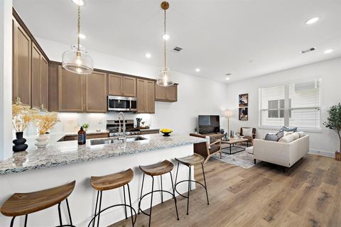 Tiny photo for 1586 W Tidwell Road, Houston, TX 77091 (MLS # 93943991)