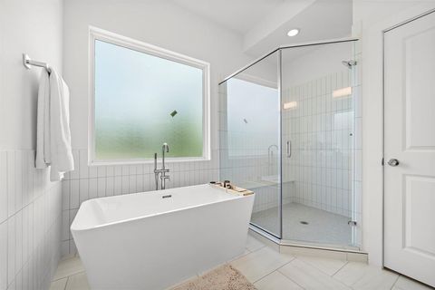 Tiny photo for 1586 W Tidwell Road, Houston, TX 77091 (MLS # 93943991)