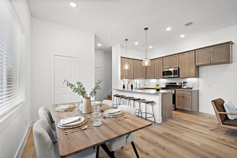 Tiny photo for 1586 W Tidwell Road, Houston, TX 77091 (MLS # 93943991)