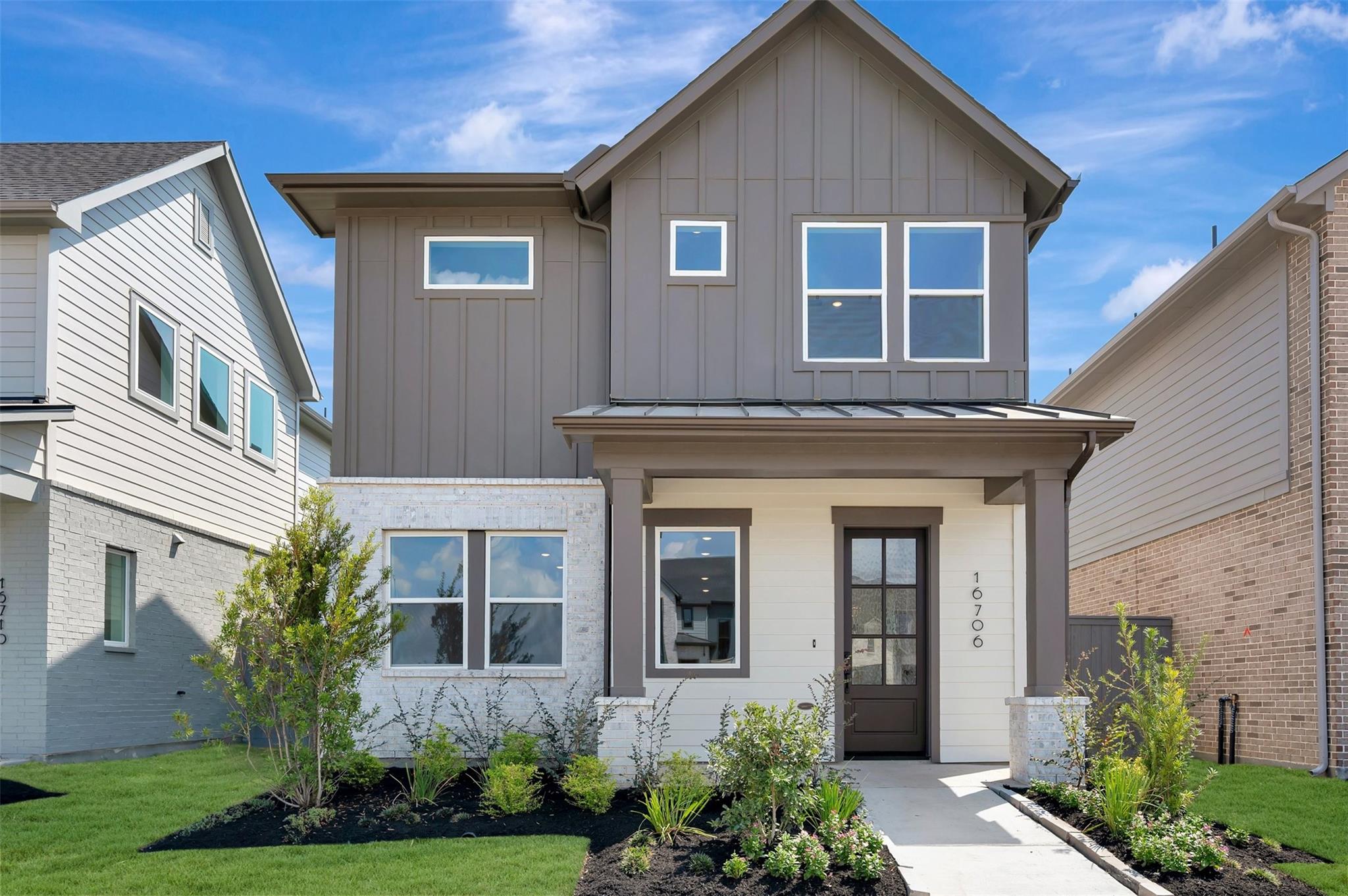 16706 Vibrant Avenue
