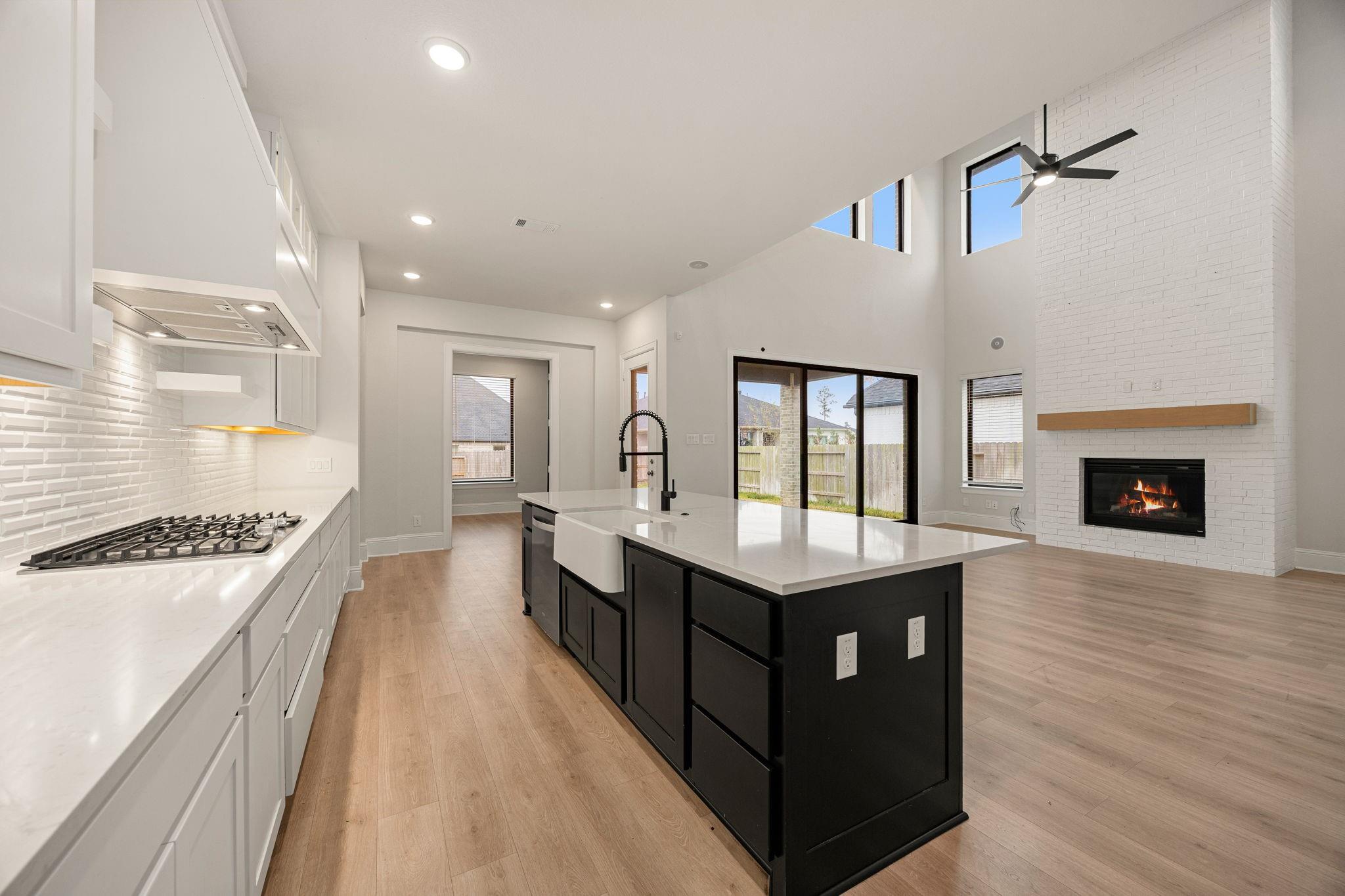 734 Platinum Stone Lane
