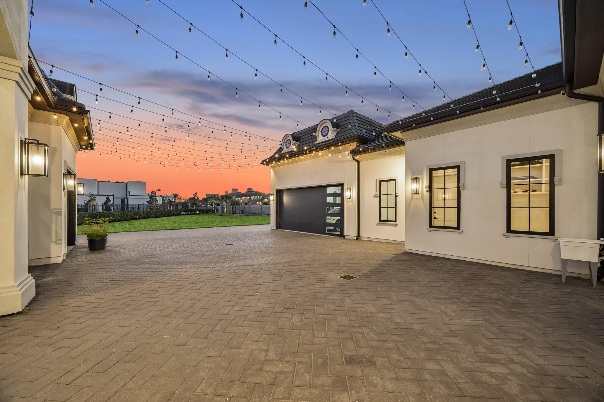 Richmond, Texas, 77469, United States, 5 Bedrooms Bedrooms, ,7 BathroomsBathrooms,Residential,Active,2032896