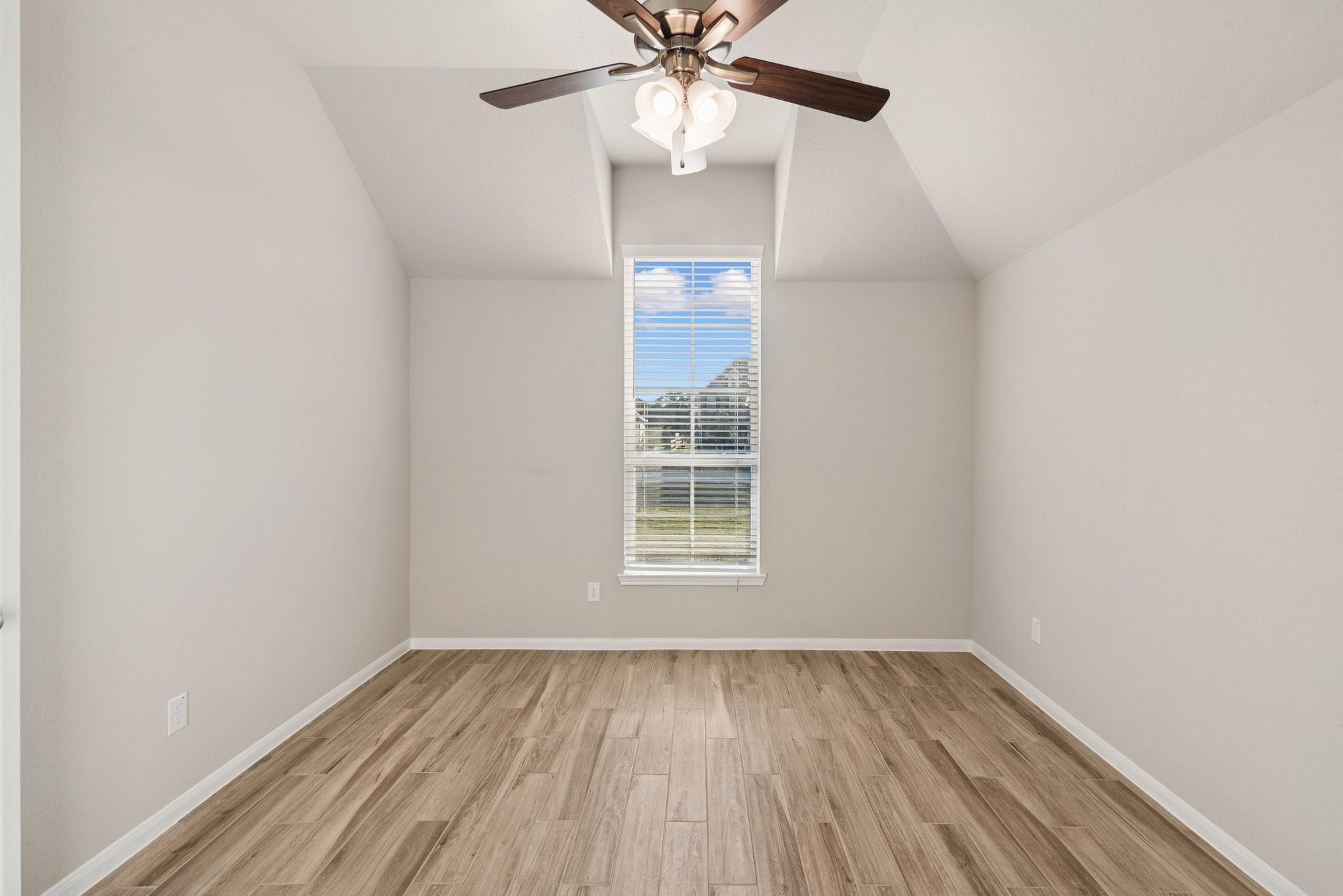 6911 Nichols Landing
