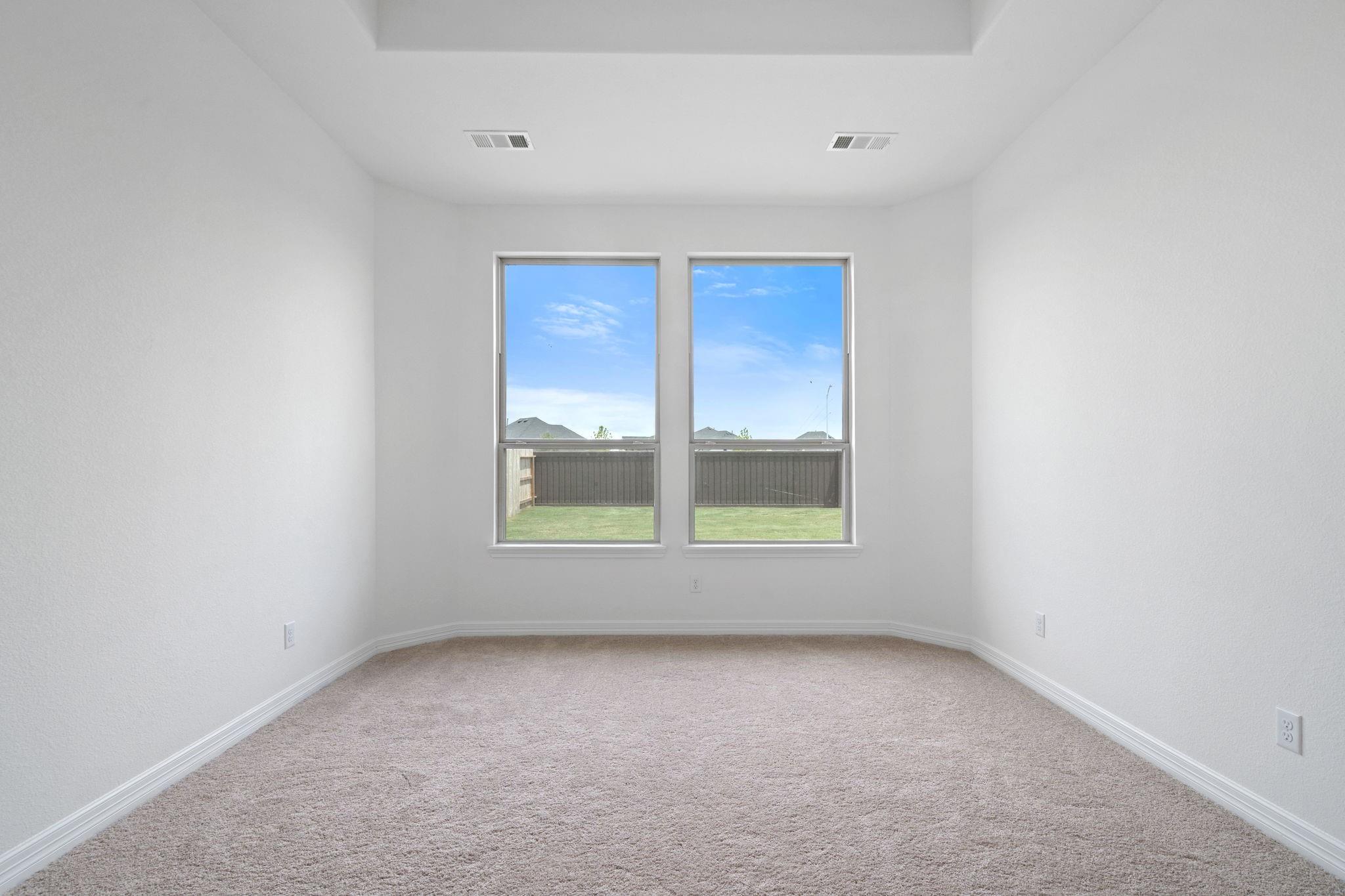 3915 Silver Falls Lane