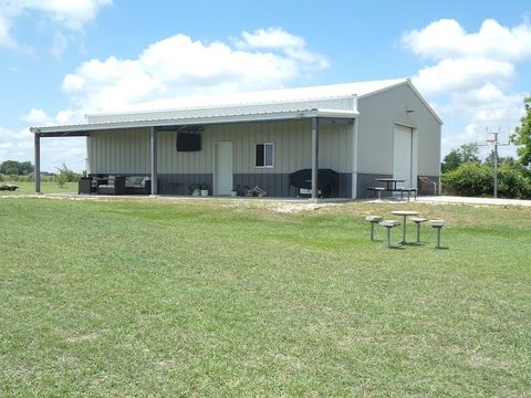 Photo of 1114 Creekside Lane, Weimar, TX 78962 (MLS # 61524330)