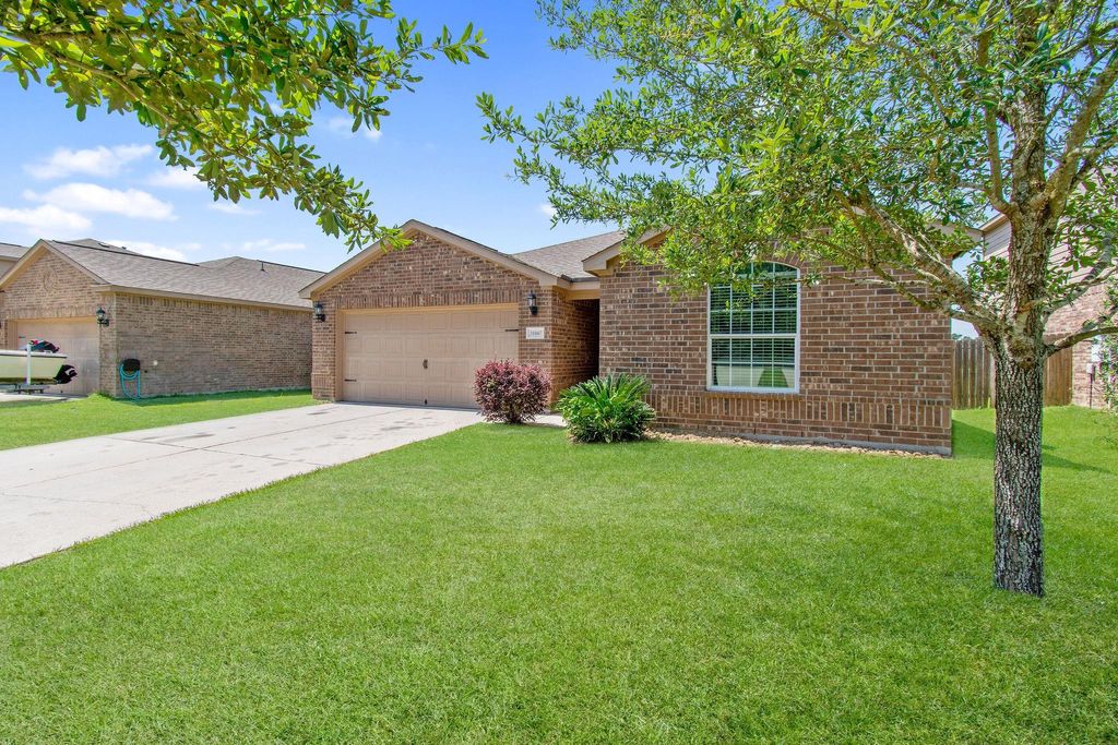 Photo of 31007 E Lost Creek Boulevard, Magnolia, TX 77355 (MLS # 11015307)