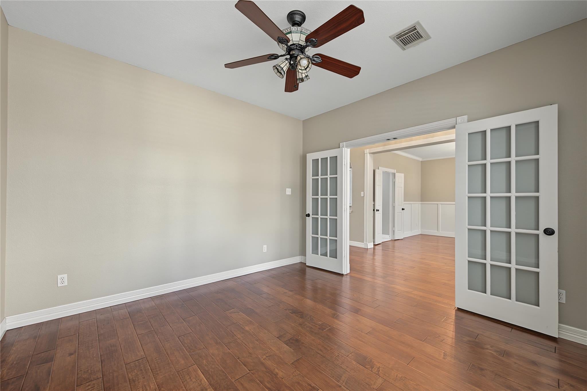 2422 Lansing Circle
