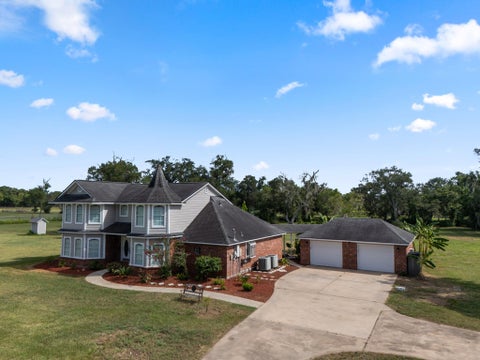 Photo of 1707 County Road 348, Brazoria, TX 77422 (MLS # 45983220)