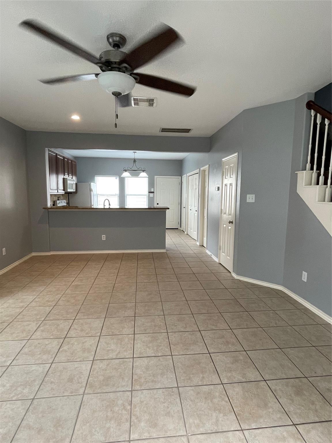 2117 Kemah Village Drive