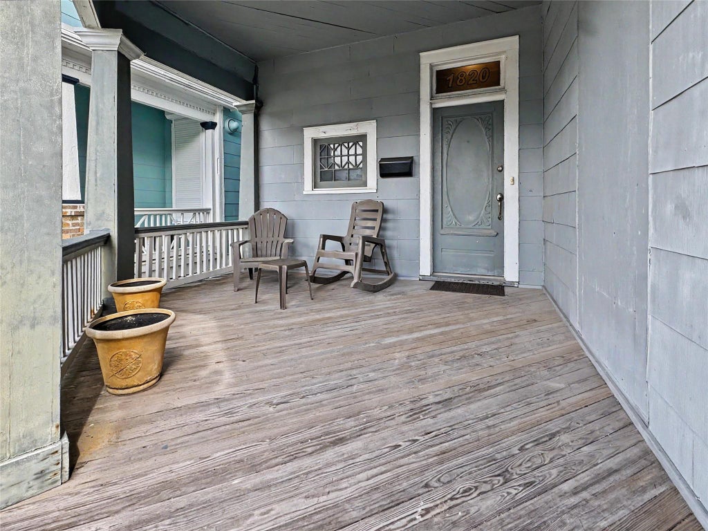 Photo of 1820 Avenue O, Galveston, TX 77550 (MLS # 19531358)