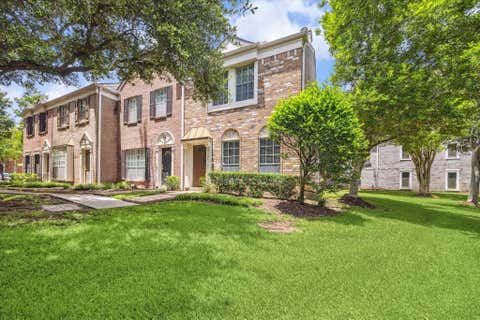 Photo of 2930 Grants Lake Boulevard #2104, Sugar Land, TX 77479 (MLS # 6682800)