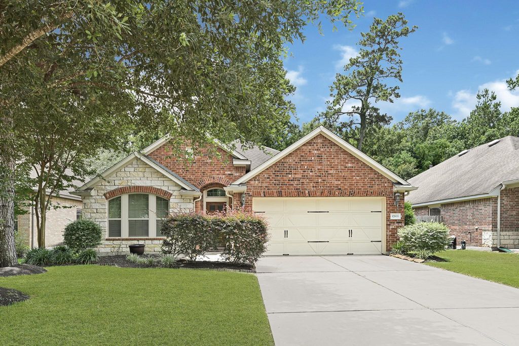 Photo of 12818 Bridle Springs Lane, Houston, TX 77044 (MLS # 21164629)