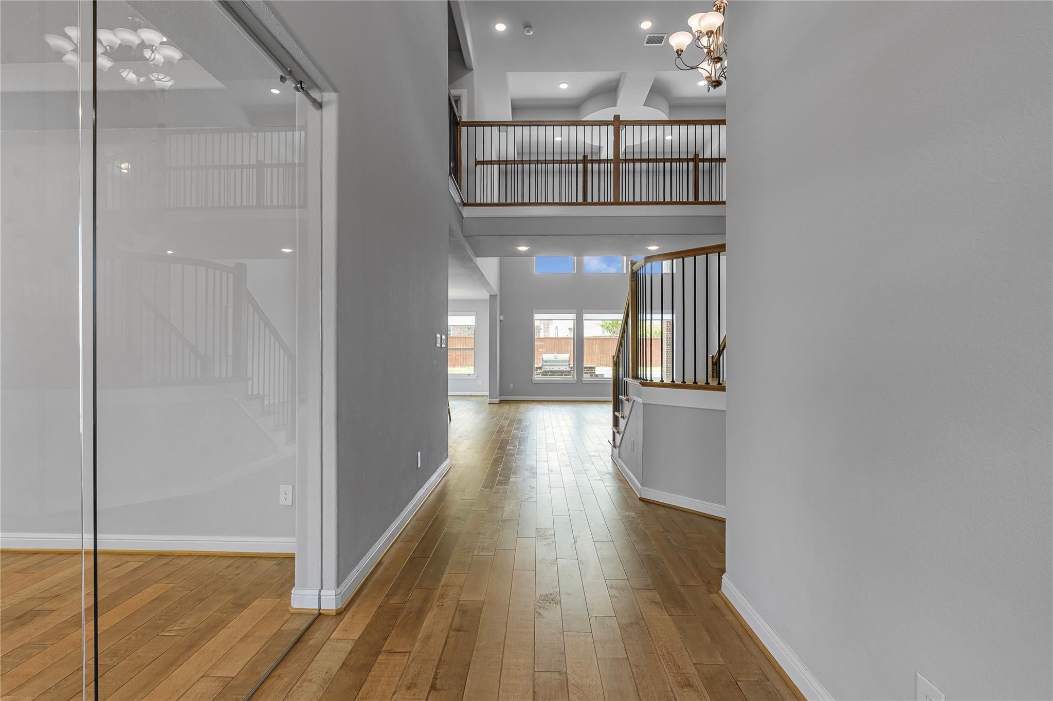 11 Winter Thicket Place