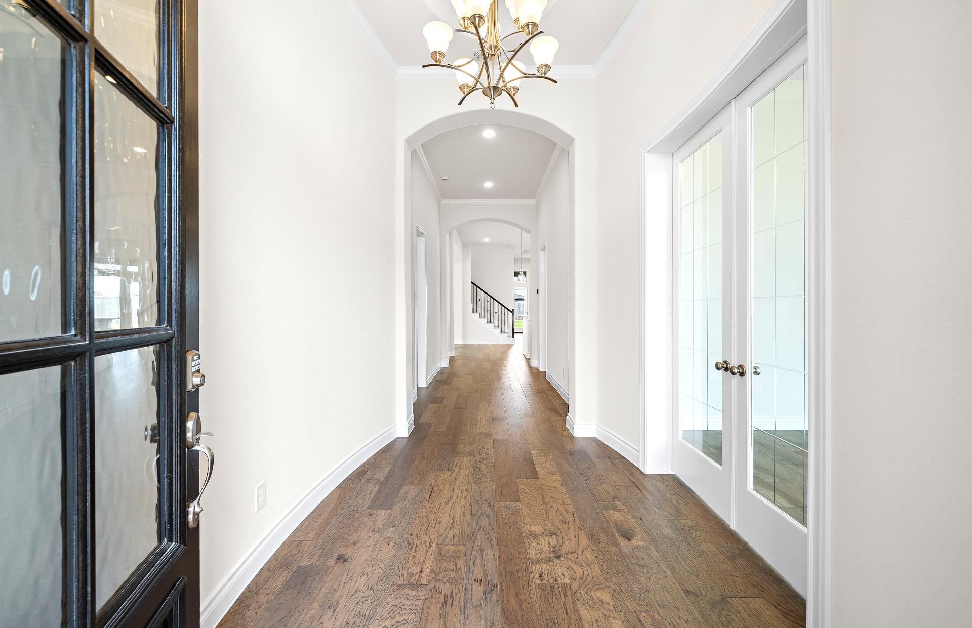 18542 Crowned Connell Court