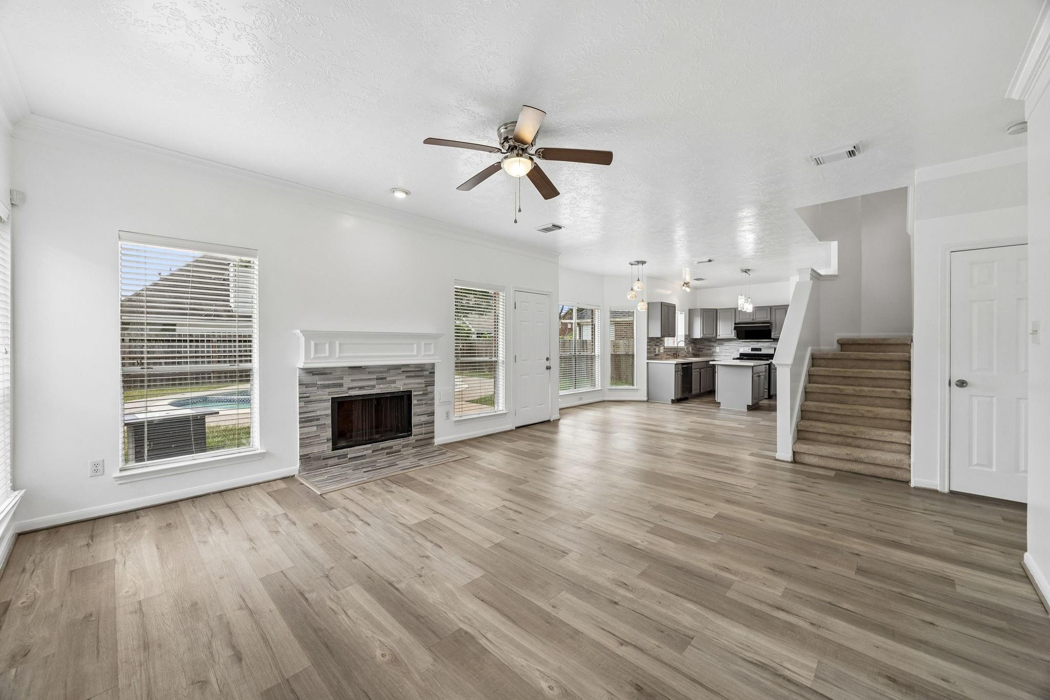 12206 Meadow Park Court