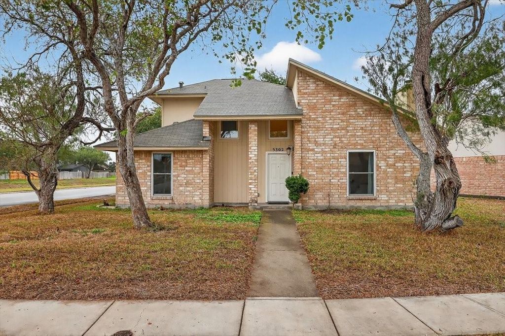 Photo of 5302 Woodgate Drive, Corpus Christi, TX 78413 (MLS # 43971156)