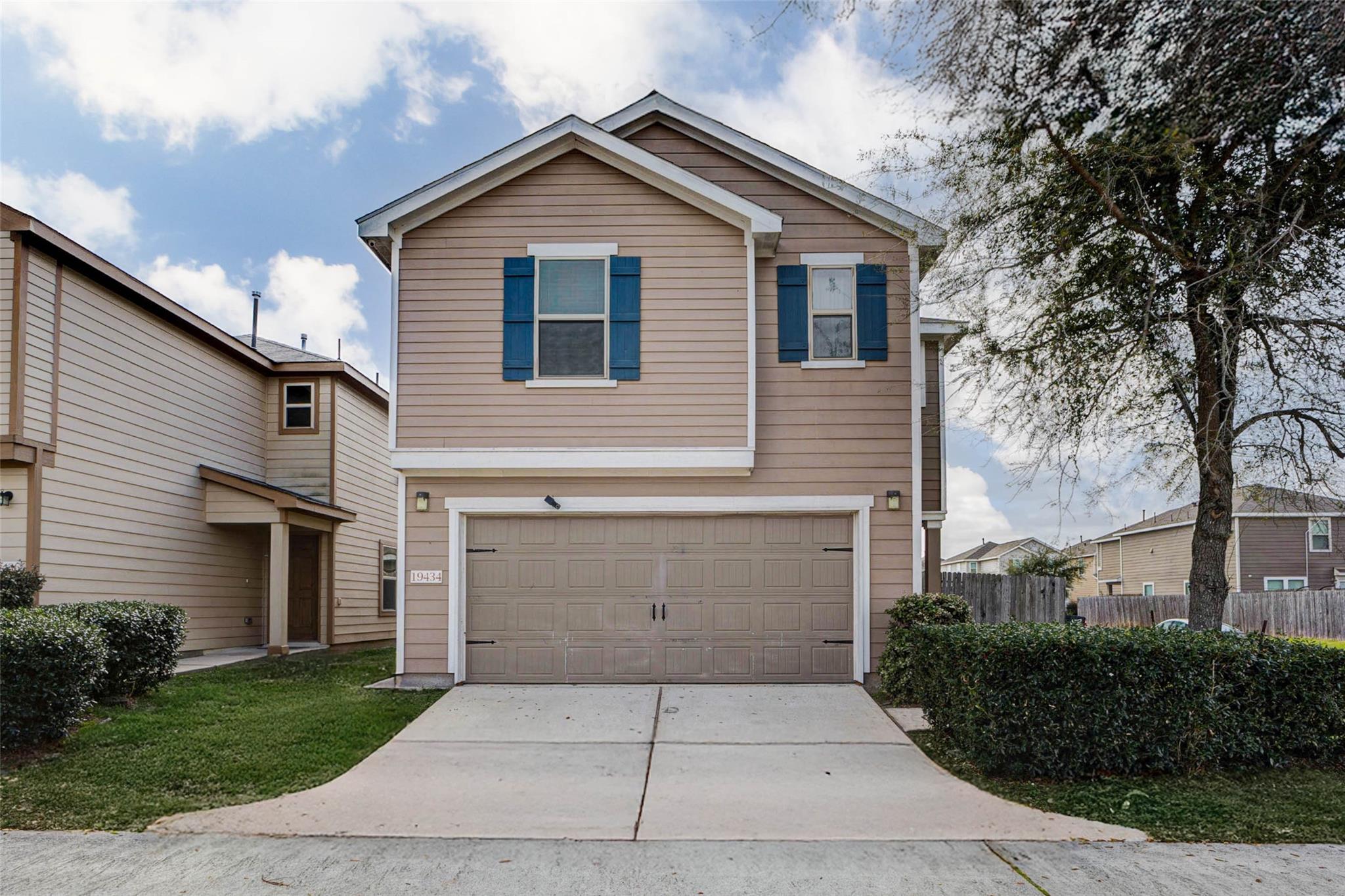 19434 Archer Glen Dr