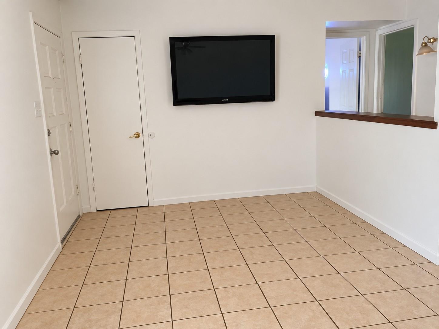 164 Pine Meadows CIR photo 3