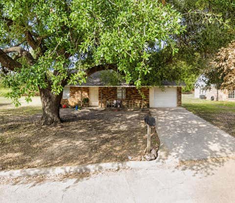 Photo of 164 Pine Meadows CIR, Prairie View, TX 77445 (MLS # 10516294)