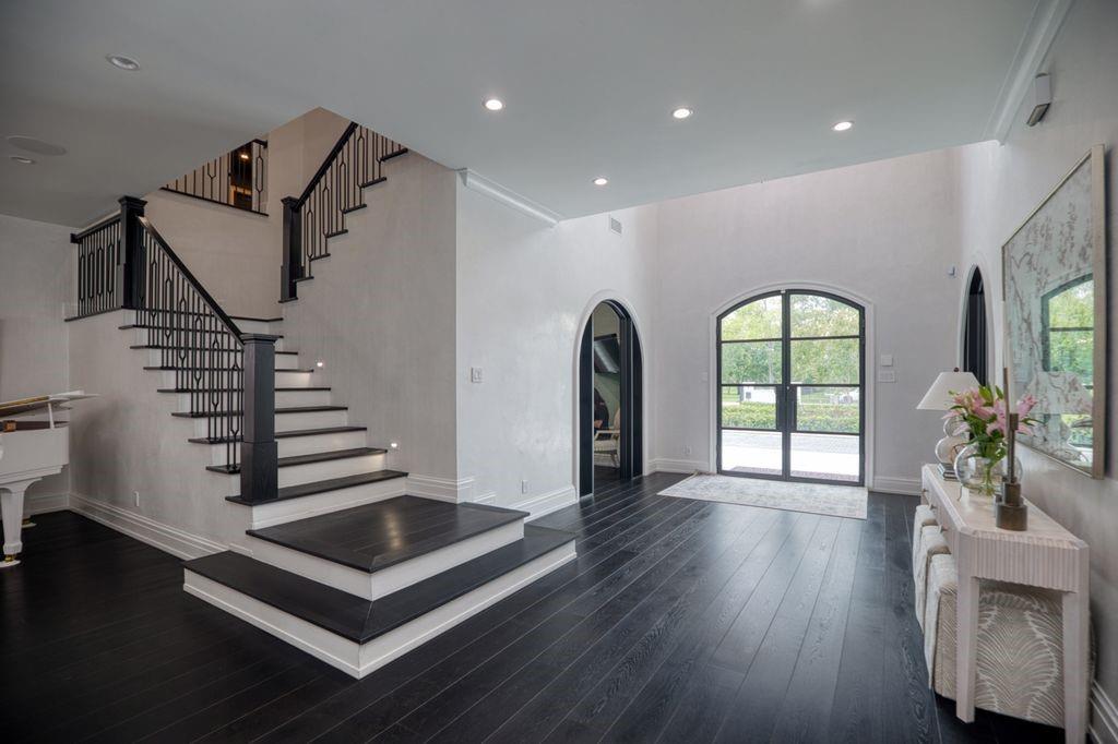 8146 Thompson Lake Drive