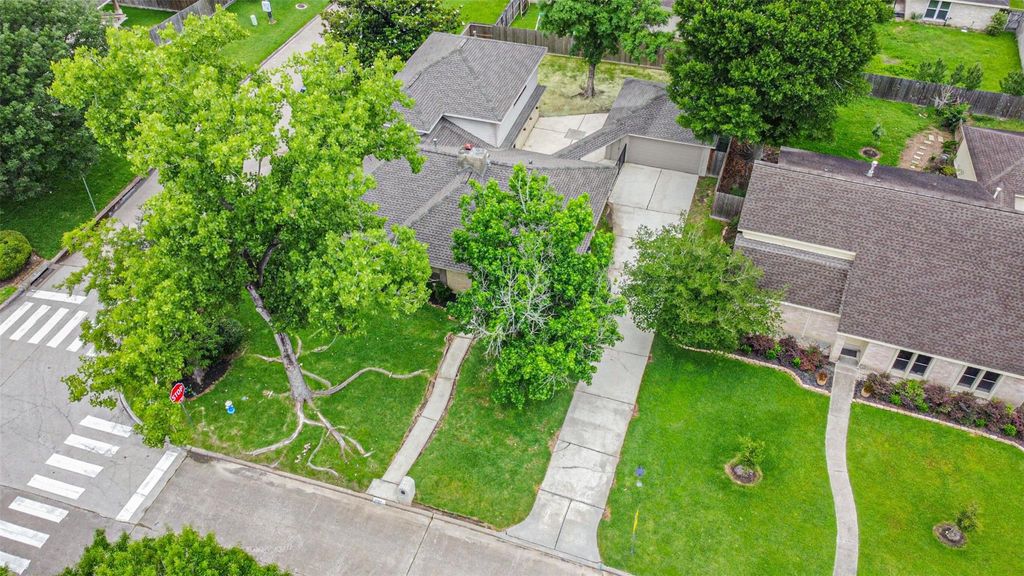 Photo of 3703 Brook Shadow Drive, Houston, TX 77345 (MLS # 46336512)
