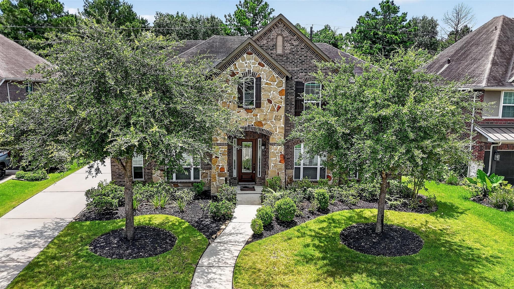 6234 Avon Landing Lane