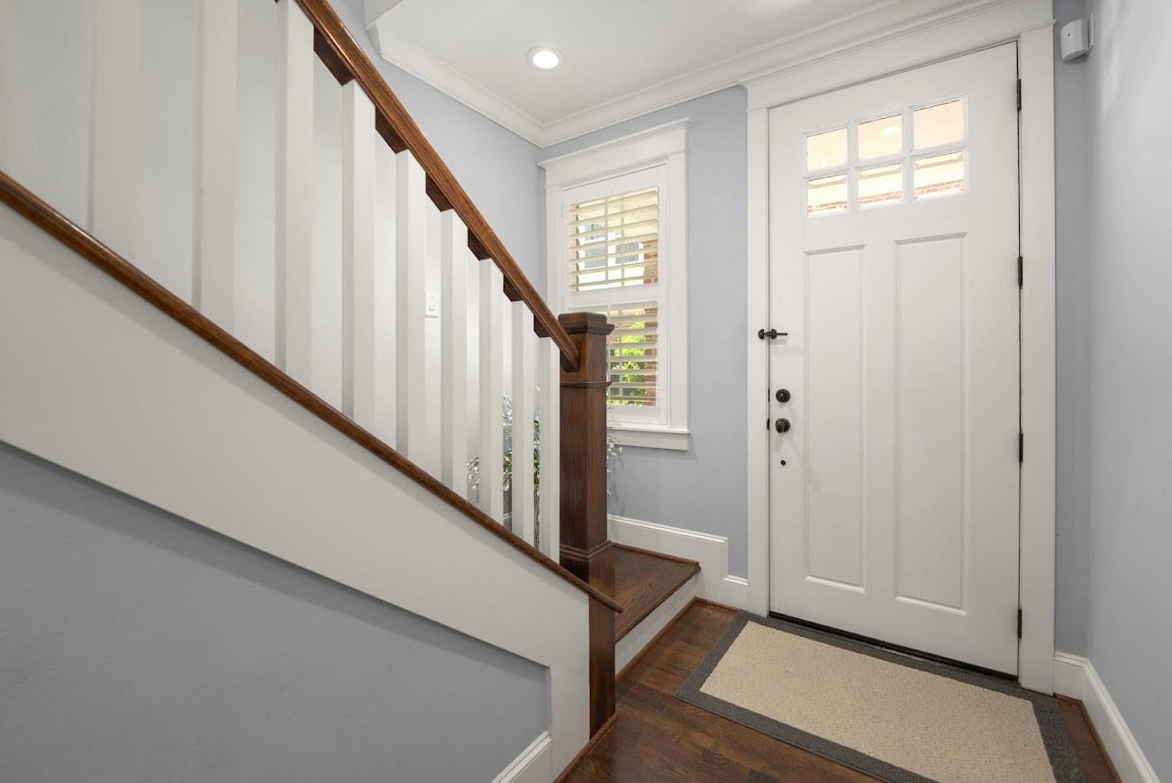 415 W 16th Street B
